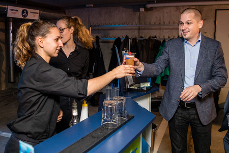 alkoholfreie Blue Cocktail Bar Teamanlässe Kunde alkoholfreie Blue Cocktail Bar Teamanlässe Kunde